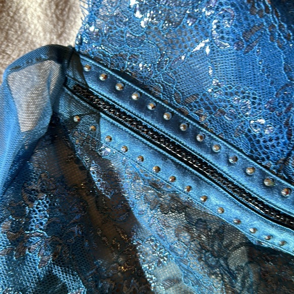 Size XL Victoria’s Secret thong-back halter Teddy in aqua blue. - Picture 6 of 6